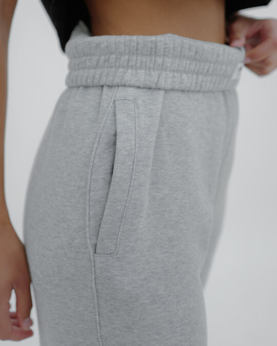 Slim Fit in europe Jogger Grey_abbildung_model_bildnr6