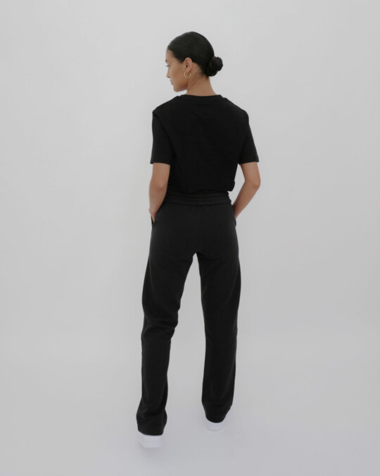 Slim Fit in europe Jogger Schwarz_abbildung_model_bildnr5