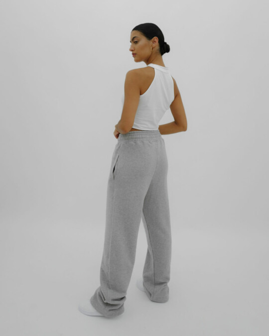 Loose Fit in europe Jogger Grau_abbildung_model_bildnr5