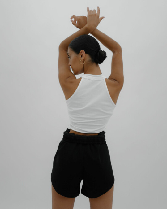 in europe Shorts Black_abbildung_model_bildnr1
