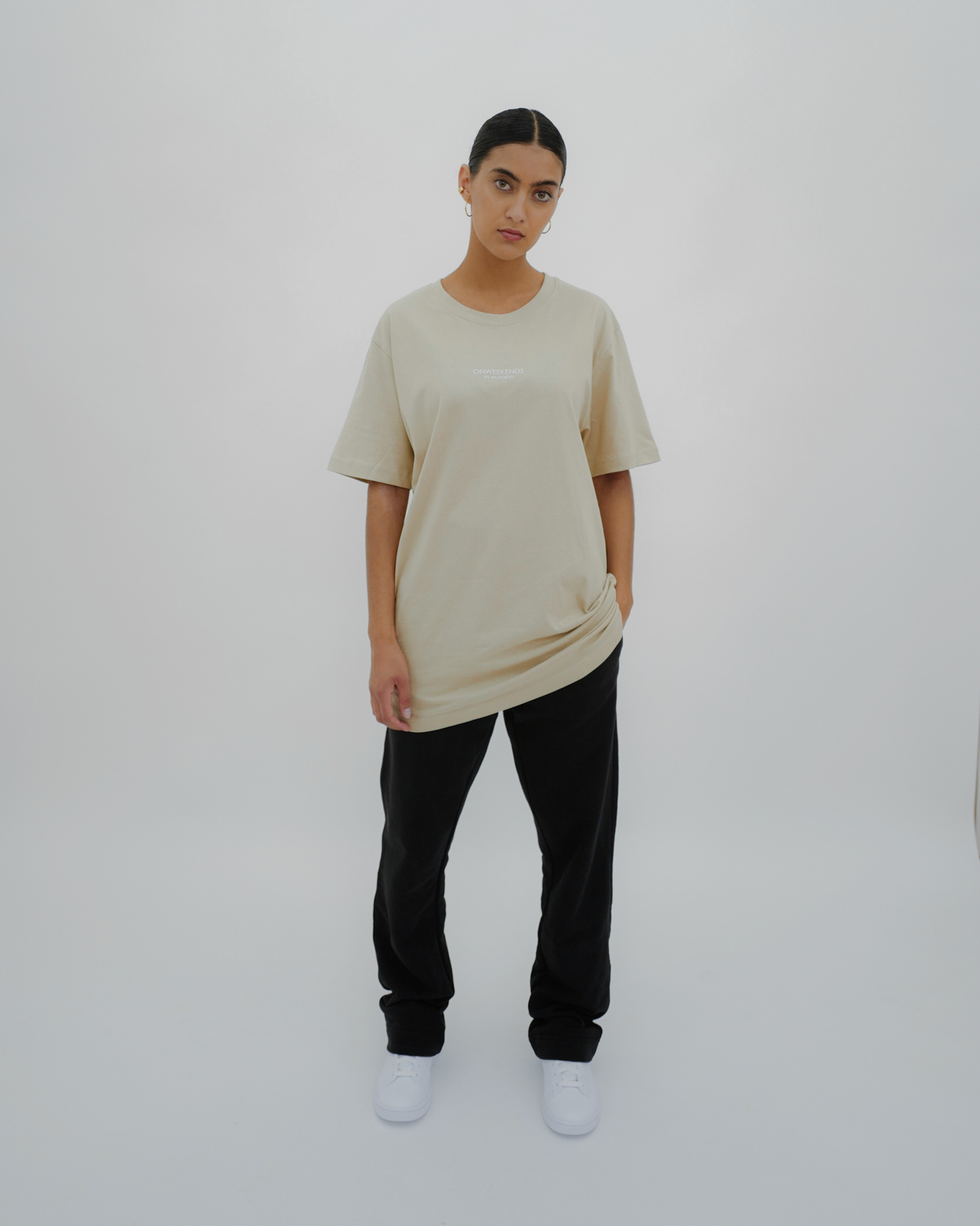 Varianten: in europe Oversized T-Shirt Sand