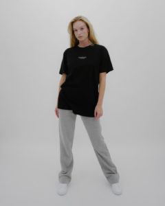Produktabbildung: in europe Oversized T-Shirt Schwarz