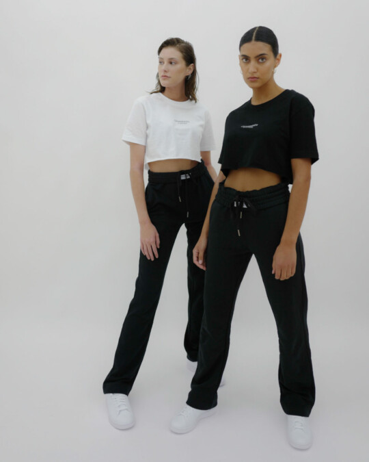 Slim Fit in europe Jogger Schwarz_abbildung_model_bildnr0