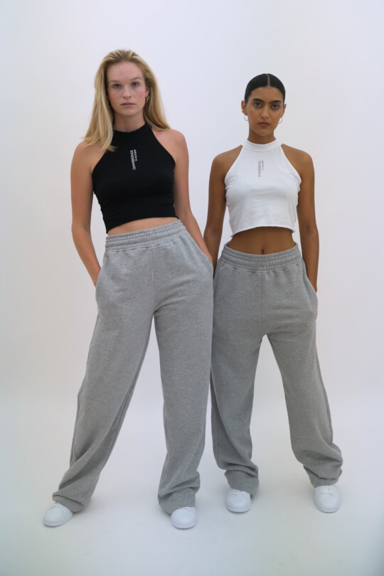 Loose Fit in europe Jogger Grau_abbildung_model_bildnr10