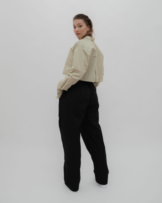 The PJ Hose Schwarz_abbildung_model_bildnr2
