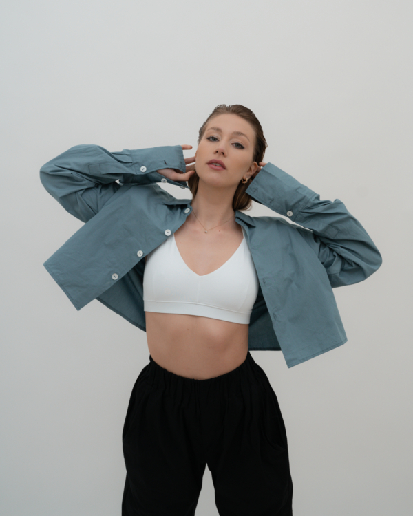 Produktabbildung: The Cropped Shirt Blau