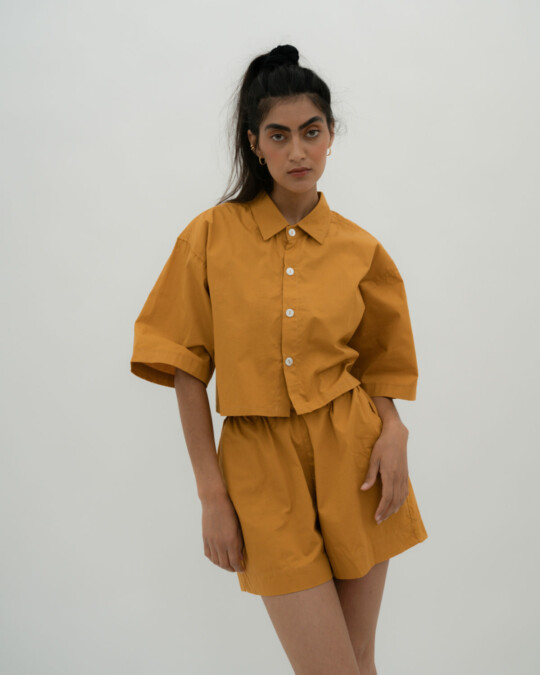 The Cropped Shirt Kurzarm Dusty Orange_abbildung_model_bildnr0