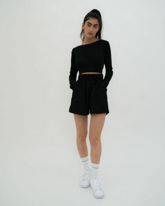The Open Back Longsleeve_abbildung_model_bildnr6