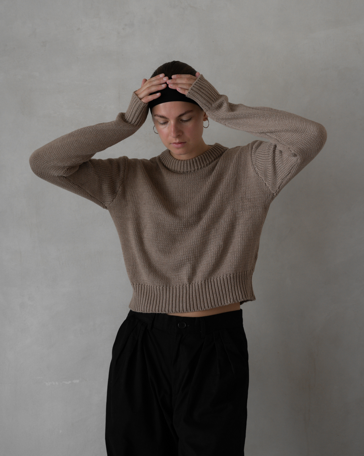 Varianten: The Cropped Knit Stone