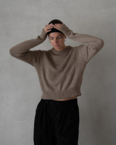 Produktabbildung: The Cropped Knit Stone