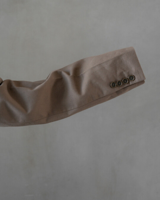 The Cropped Blazer Stone_abbildung_model_bildnr4