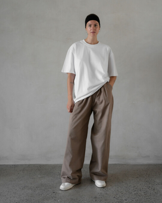 ONWEEKENDS T003 White_abbildung_model_bildnr1