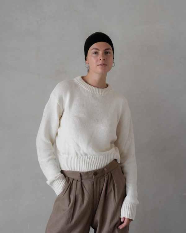 Produktabbildung: The Cropped Knit Off-White