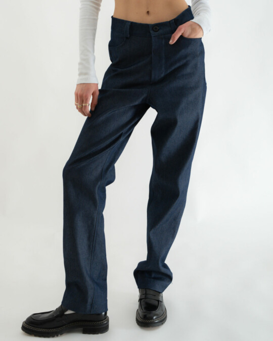 The Denim Pants_abbildung_model_bildnr2