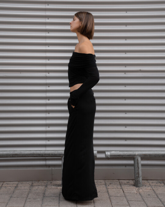 The Maxi Skirt Black_abbildung_model_bildnr0